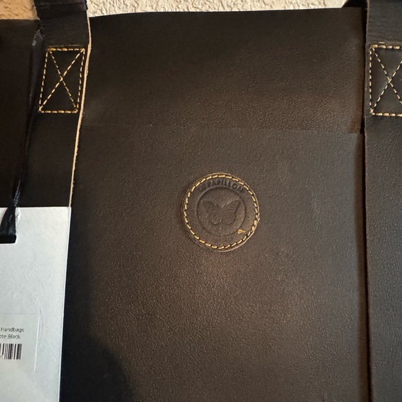 NWT Le Papillon Black Leather Tote Bag - Picture 2 of 9